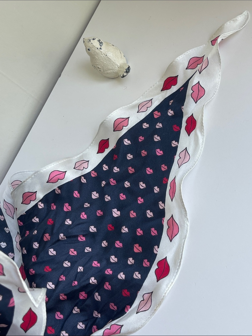 Kate Spade ♠️ 100% Silk Scarf - Picture 9 of 12